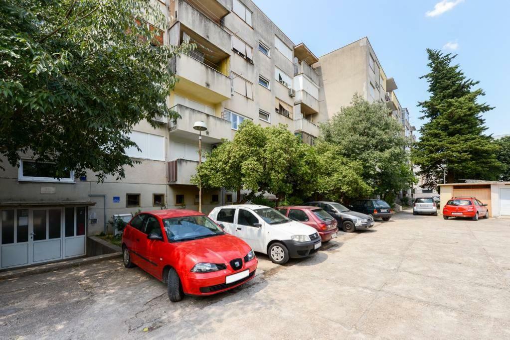 Reza Luxury Apartment Ζαντάρ Εξωτερικό φωτογραφία